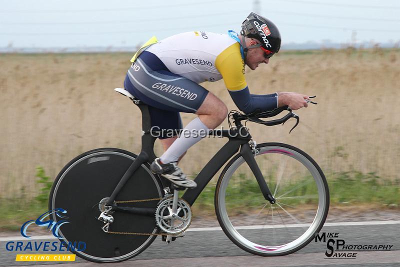 20190507-0203.jpg - GCC Rider Luke Harrington at GCC Evening 10 Time Trial 07-May-2019.  Course Q10/24 Isle of Grain, Kent.