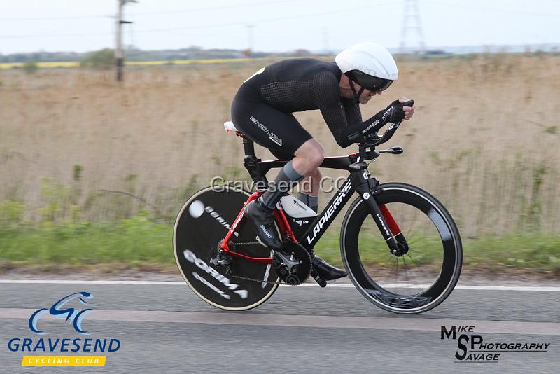 20190507-0219.jpg - Colour-Tech RT Rider Martin Jones at GCC Evening 10 Time Trial 07-May-2019.  Course Q10/24 Isle of Grain, Kent.