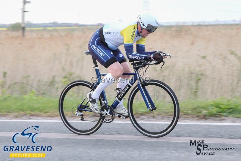 20190507-0354.jpg - GCC Rider James Smith at GCC Evening 10 Time Trial 07-May-2019.  Course Q10/24 Isle of Grain, Kent.