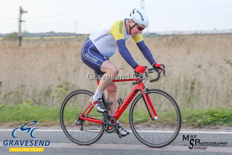 20190507-0367.jpg - GCC Rider Mike Harrington at GCC Evening 10 Time Trial 07-May-2019.  Course Q10/24 Isle of Grain, Kent.
