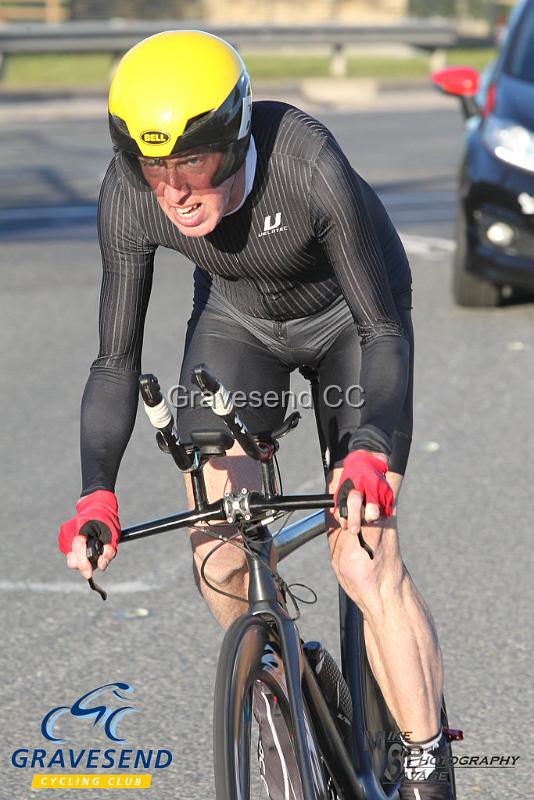20190514-0054.jpg - Direct Power CT Rider David Churchill at GCC Evening 10 Time Trial 14-May-2019.  Course Q10/24 Isle of Grain, Kent.