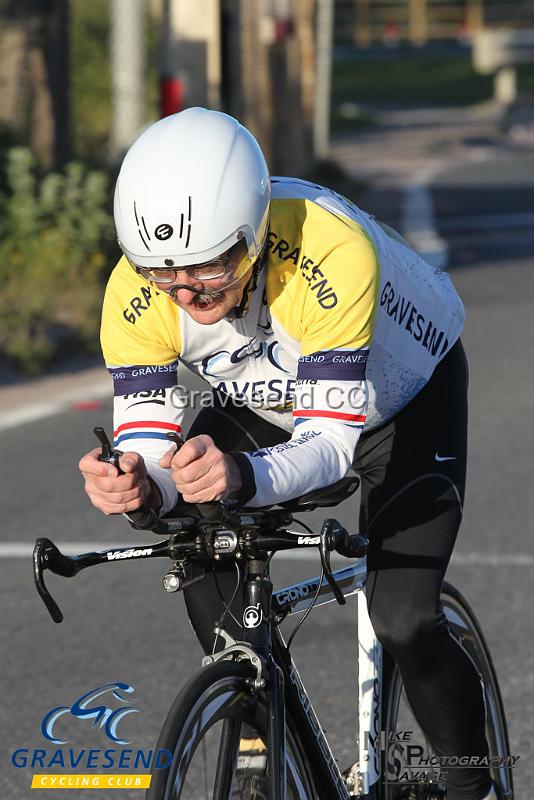 20190514-0070.jpg - GCC Rider Dave Barnes at GCC Evening 10 Time Trial 14-May-2019.  Course Q10/24 Isle of Grain, Kent.