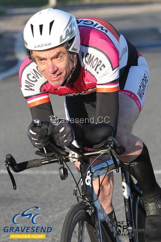 20190514-0110.jpg - Wigmore CC Rider Keith Walker at GCC Evening 10 Time Trial 14-May-2019.  Course Q10/24 Isle of Grain, Kent.