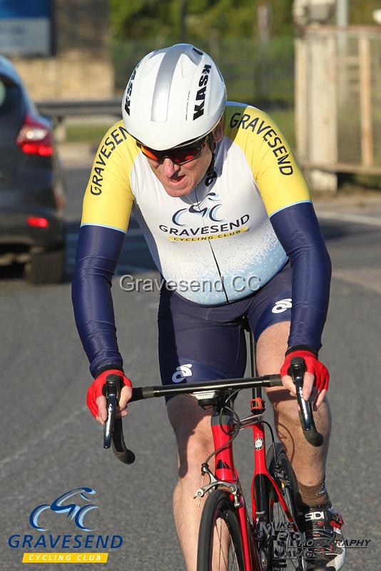 20190514-0135.jpg - GCC Rider Mike Harrington at GCC Evening 10 Time Trial 14-May-2019.  Course Q10/24 Isle of Grain, Kent.