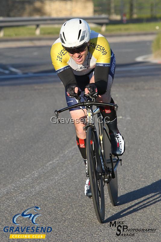 20190514-0142.jpg - GCC Rider Steve Harrington at GCC Evening 10 Time Trial 14-May-2019.  Course Q10/24 Isle of Grain, Kent.