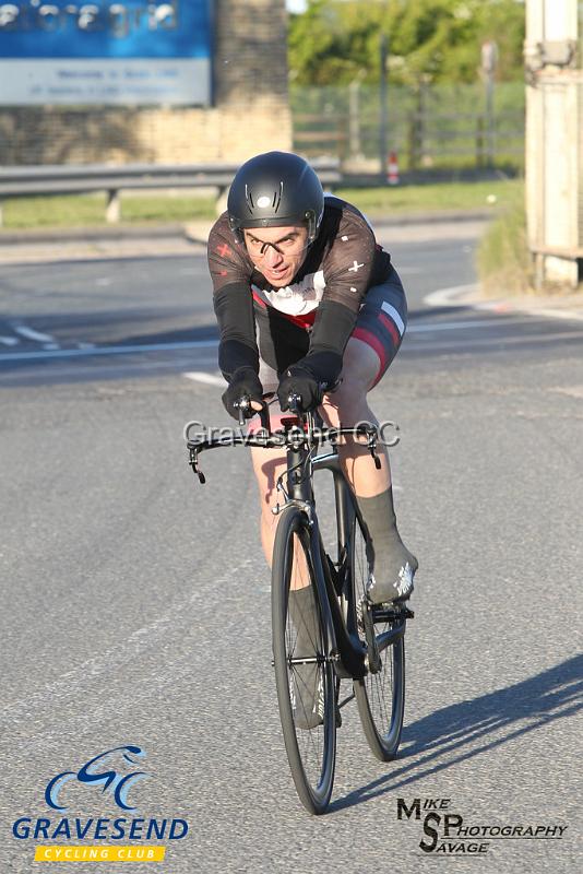 20190514-0150.jpg - Gemini BC Rider James Hawkins at GCC Evening 10 Time Trial 14-May-2019.  Course Q10/24 Isle of Grain, Kent.