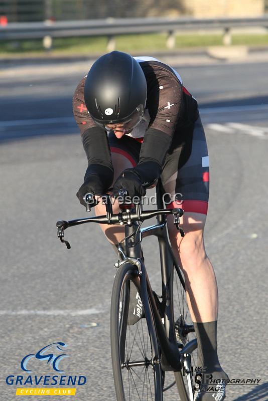 20190514-0152.jpg - Gemini BC Rider James Hawkins at GCC Evening 10 Time Trial 14-May-2019.  Course Q10/24 Isle of Grain, Kent.