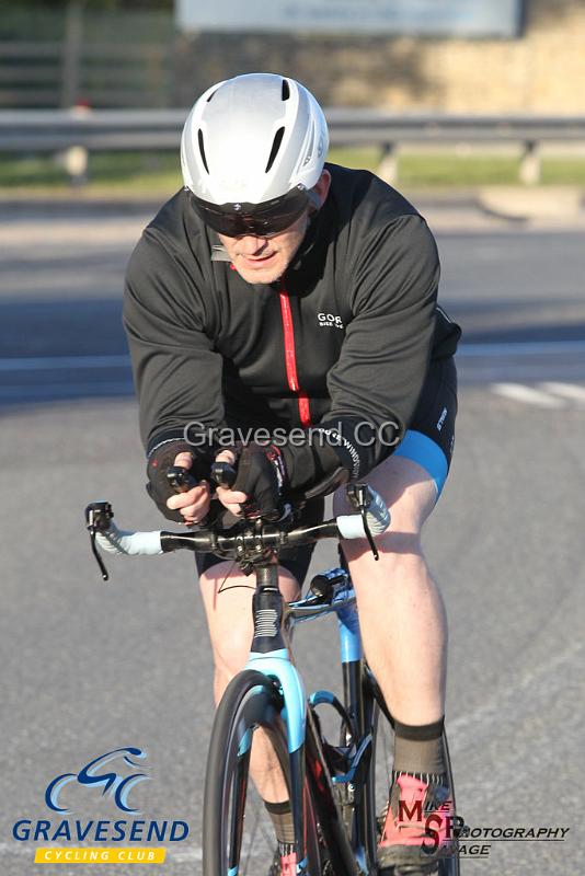 20190514-0163.jpg - Medway Tri Rider Leigh Stace at GCC Evening 10 Time Trial 14-May-2019.  Course Q10/24 Isle of Grain, Kent.
