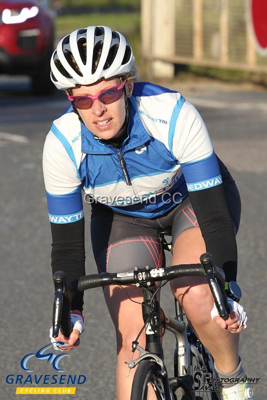 20190514-0179.jpg - Medway Tri Rider Belinda at GCC Evening 10 Time Trial 14-May-2019.  Course Q10/24 Isle of Grain, Kent.