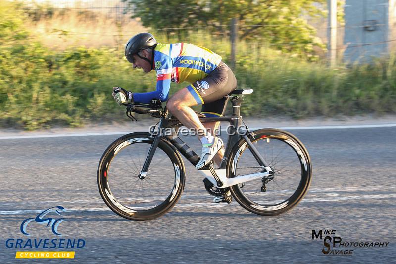 20190514-0254.jpg - Woolwich CC Rider David Farrell at GCC Evening 10 Time Trial 14-May-2019.  Course Q10/24 Isle of Grain, Kent.