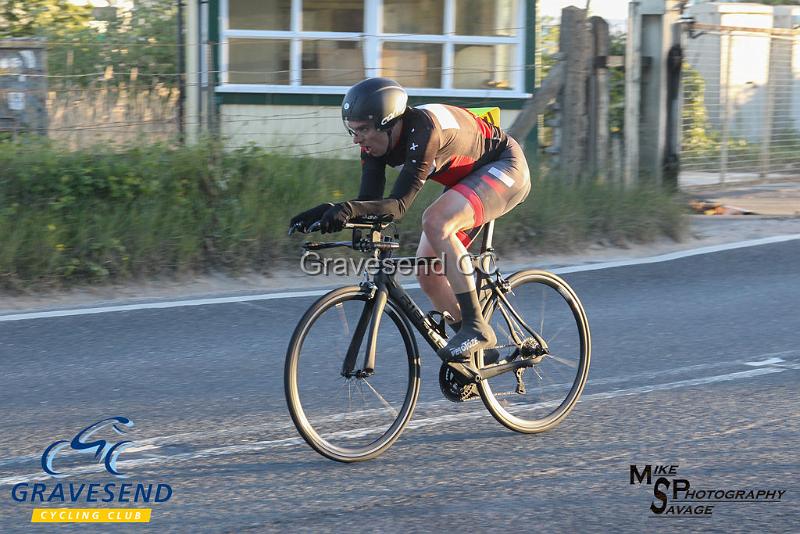 20190514-0283.jpg - Gemini BC Rider James Hawkins at GCC Evening 10 Time Trial 14-May-2019.  Course Q10/24 Isle of Grain, Kent.