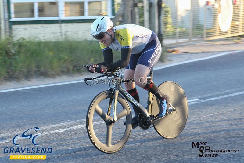 20190514-0295.jpg - GCC Rider Steve Harrington at GCC Evening 10 Time Trial 14-May-2019.  Course Q10/24 Isle of Grain, Kent.