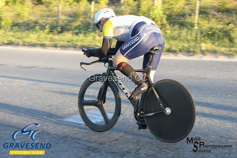 20190514-0300.jpg - GCC Rider Steve Harrington at GCC Evening 10 Time Trial 14-May-2019.  Course Q10/24 Isle of Grain, Kent.