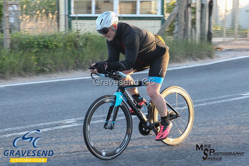 20190514-0345.jpg - Medway Tri Rider Leigh Stace at GCC Evening 10 Time Trial 14-May-2019.  Course Q10/24 Isle of Grain, Kent.