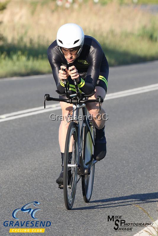 20190528-0009.jpg - GCC Rider Neil Harrigan at GCC Evening 10 Time Trial 28-May-2019.  Course Q10/24 Isle of Grain, Kent.