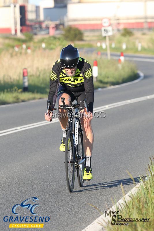 20190528-0039.jpg - GCC Rider Ian Lohoar  at GCC Evening 10 Time Trial 28-May-2019.  Course Q10/24 Isle of Grain, Kent.