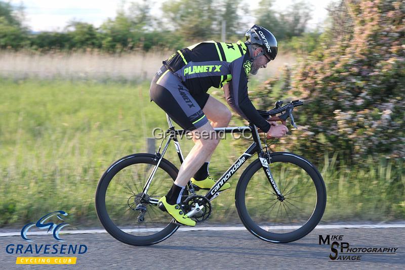 20190528-0235.jpg - GCC Rider Ian Lohoar  at GCC Evening 10 Time Trial 28-May-2019.  Course Q10/24 Isle of Grain, Kent.