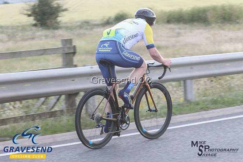 20190702-0030.jpg - GCC Rider Steve Bushell at GCC Evening 10 Time Trial 02-July-2019.  Course Q10/24 Isle of Grain, Kent.