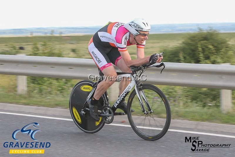 20190702-0042.jpg - Wigmore CC Rider Keith Walker at GCC Evening 10 Time Trial 02-July-2019.  Course Q10/24 Isle of Grain, Kent.