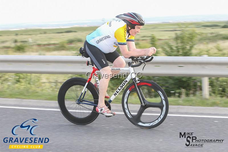 20190702-0120.jpg - GCC Rider Keith Ward at GCC Evening 10 Time Trial 02-July-2019.  Course Q10/24 Isle of Grain, Kent.