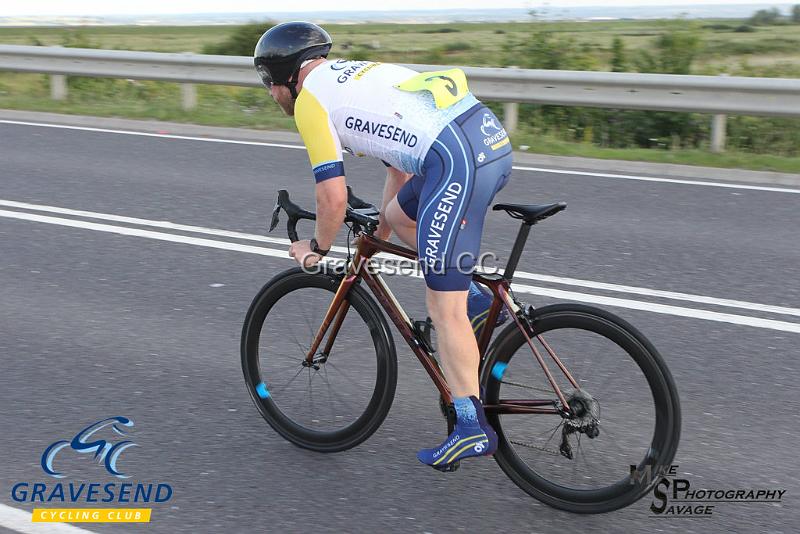 20190702-0295.jpg - GCC Rider Steve Bushell at GCC Evening 10 Time Trial 02-July-2019.  Course Q10/24 Isle of Grain, Kent.