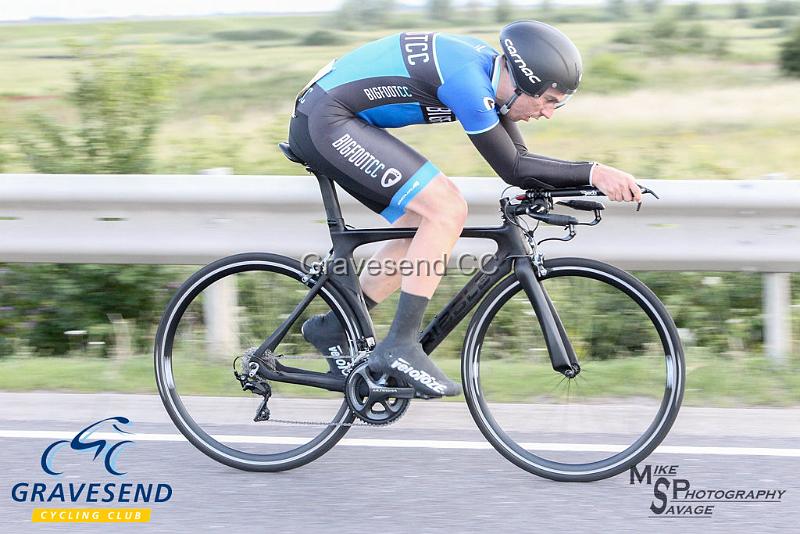 20190702-0341.jpg - Gemini BC Rider James Hawkins at GCC Evening 10 Time Trial 02-July-2019.  Course Q10/24 Isle of Grain, Kent.