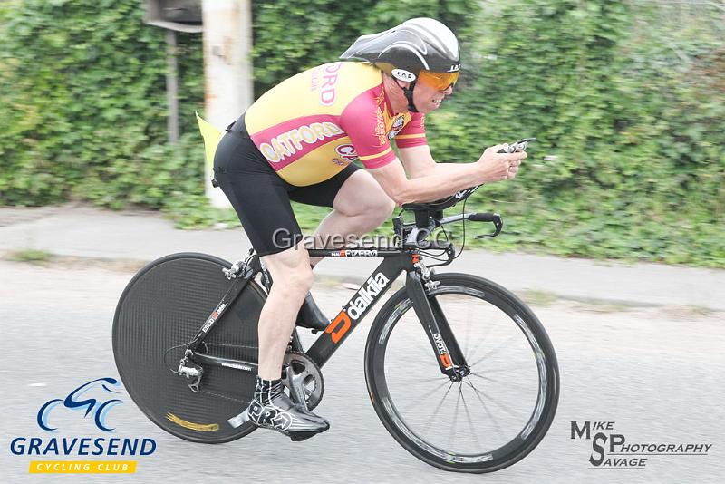 20190709-0013.jpg - Catford CC Rider A Beswetherick at GCC Evening 10 Time Trial 09-July-2019.  Course Q10/24 Isle of Grain, Kent.
