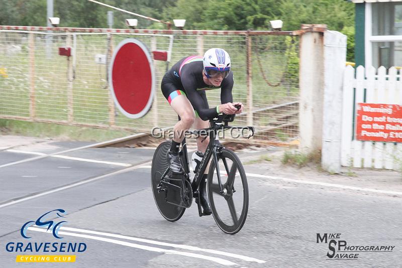 20190709-0066.jpg - CASP Rider James Amy at GCC Evening 10 Time Trial 09-July-2019.  Course Q10/24 Isle of Grain, Kent.