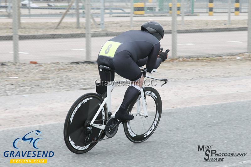 20190709-0110.jpg - Woolwich CC Rider Gary Ricks at GCC Evening 10 Time Trial 09-July-2019.  Course Q10/24 Isle of Grain, Kent.