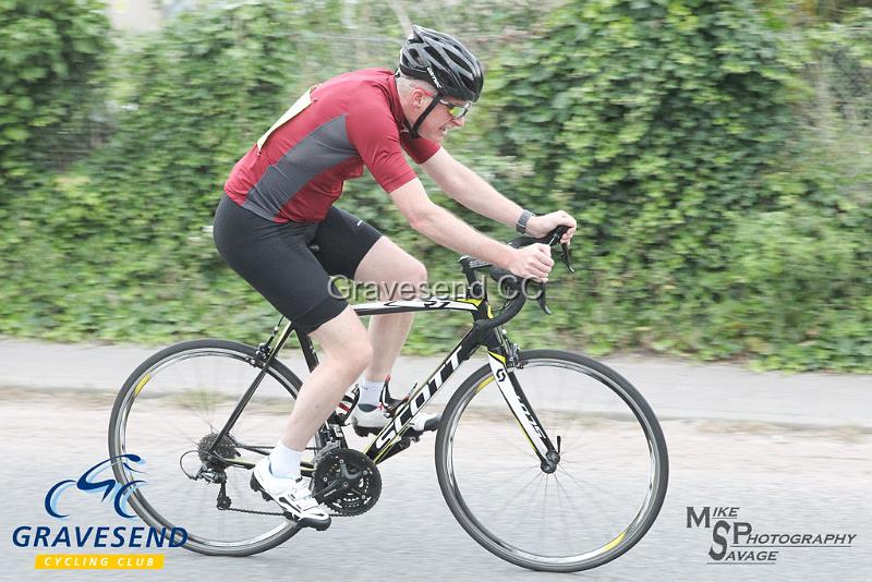 20190709-0170.jpg - GCC Rider Phil Hawkins at GCC Evening 10 Time Trial 09-July-2019.  Course Q10/24 Isle of Grain, Kent.