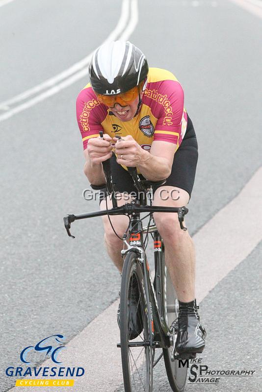 20190709-0327.jpg - Catford CC Rider A Beswetherick at GCC Evening 10 Time Trial 09-July-2019.  Course Q10/24 Isle of Grain, Kent.