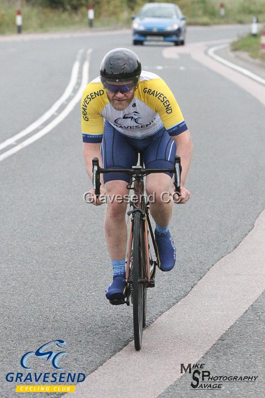 20190709-0418.jpg - GCC Rider Steve Bushell at GCC Evening 10 Time Trial 09-July-2019.  Course Q10/24 Isle of Grain, Kent.