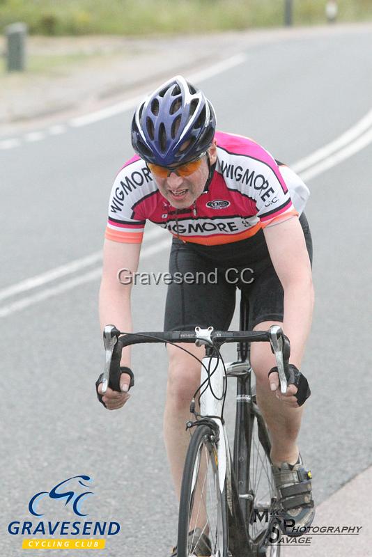 20190709-0542.jpg - Wigmore CC Rider Richard Masters at GCC Evening 10 Time Trial 09-July-2019.  Course Q10/24 Isle of Grain, Kent.