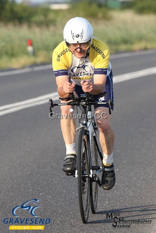 20190716-0061.jpg - GCC Rider Dave Barnes at GCC Evening 10 Time Trial 16-July-2019.  Course Q10/24 Isle of Grain, Kent.
