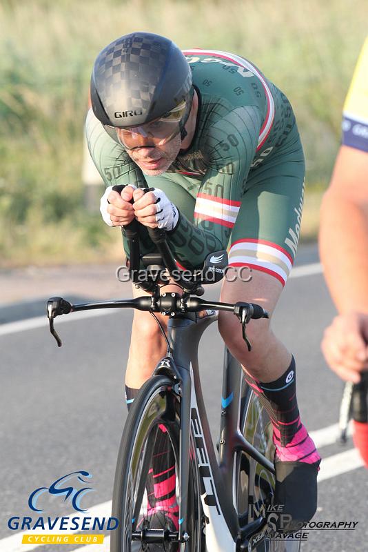 20190716-0083.jpg - Medway Velo Rider Lee Kingston at GCC Evening 10 Time Trial 16-July-2019.  Course Q10/24 Isle of Grain, Kent.