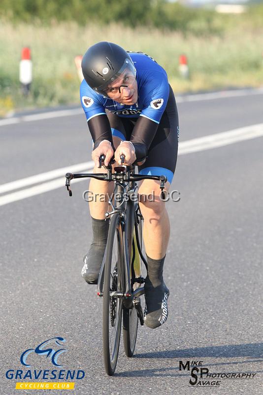 20190716-0142.jpg - Gemini BC Rider James Hawkins at GCC Evening 10 Time Trial 16-July-2019.  Course Q10/24 Isle of Grain, Kent.