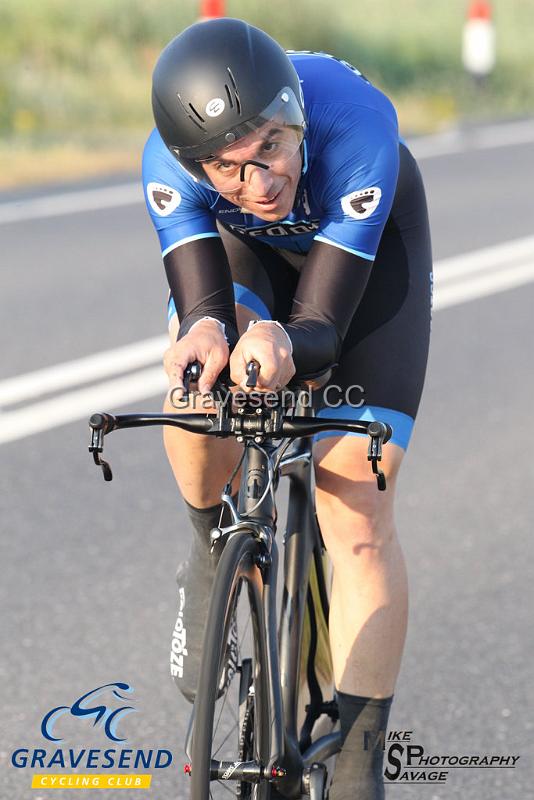 20190716-0147.jpg - Gemini BC Rider James Hawkins at GCC Evening 10 Time Trial 16-July-2019.  Course Q10/24 Isle of Grain, Kent.