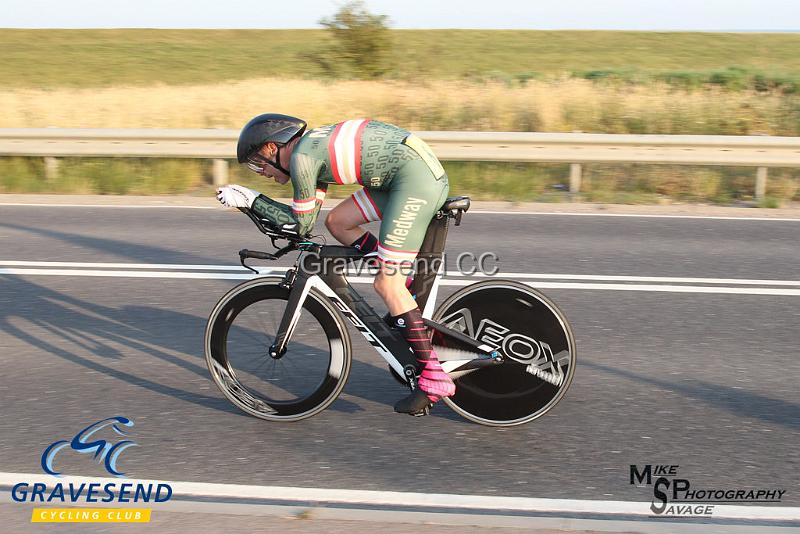 20190716-0262.jpg - Medway Velo Rider Lee Kingston at GCC Evening 10 Time Trial 16-July-2019.  Course Q10/24 Isle of Grain, Kent.