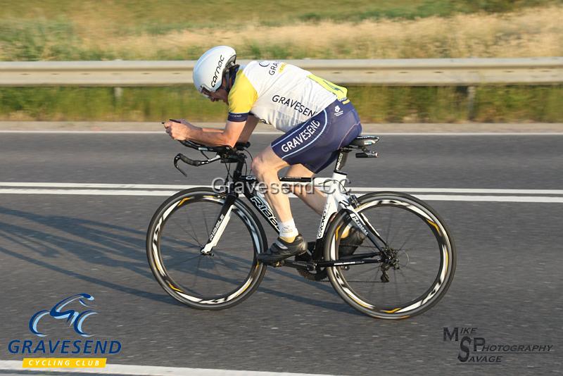 20190716-0299.jpg - GCC Rider Dave Barnes at GCC Evening 10 Time Trial 16-July-2019.  Course Q10/24 Isle of Grain, Kent.