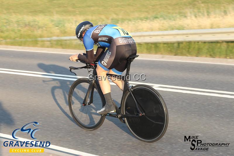 20190716-0350.jpg - Gemini BC Rider James Hawkins at GCC Evening 10 Time Trial 16-July-2019.  Course Q10/24 Isle of Grain, Kent.