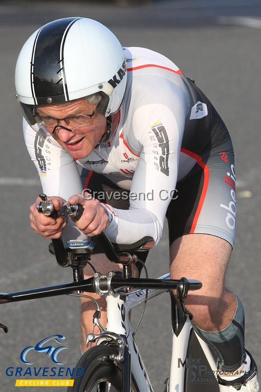 20190806-0030.jpg - Abellio SFA CC Rider Paul Fairman at GCC Evening 10 Time Trial 06-August-2019.  Course Q10/24 Isle of Grain, Kent.