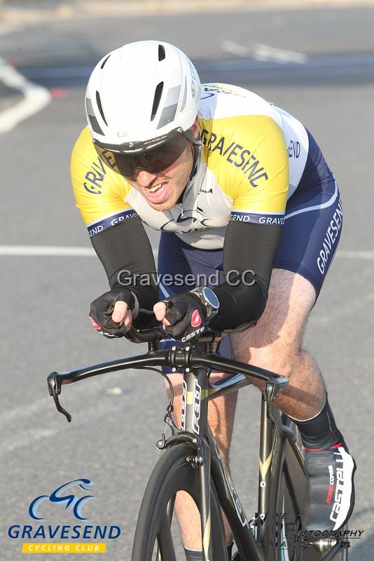 20190806-0066.jpg - GCC Rider Steve Harrington at GCC Evening 10 Time Trial 06-August-2019.  Course Q10/24 Isle of Grain, Kent.