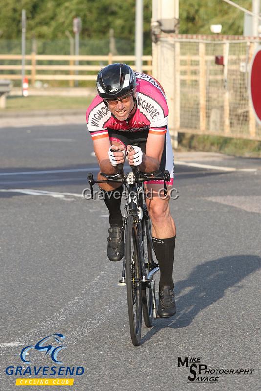 20190806-0114.jpg - Wigmore CC Rider Keith Walker at GCC Evening 10 Time Trial 06-August-2019.  Course Q10/24 Isle of Grain, Kent.