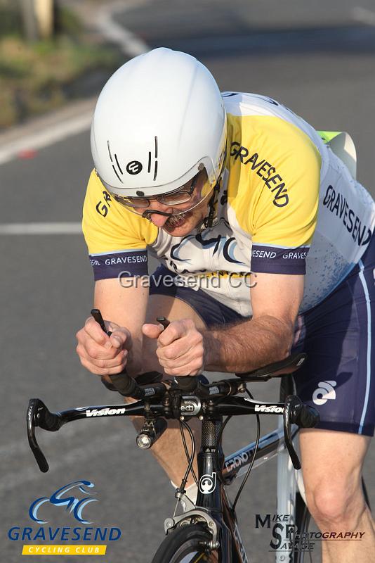 20190806-0143.jpg - GCC Rider Dave Barnes at GCC Evening 10 Time Trial 06-August-2019.  Course Q10/24 Isle of Grain, Kent.