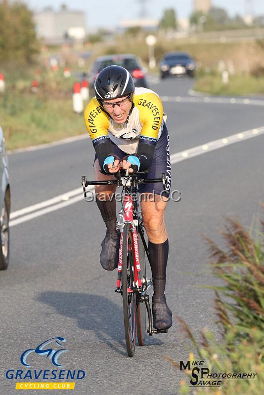 20190820-0010.jpg - GCC Rider Mike Coulter at GCC Evening 10 Time Trial 20-August-2019.  Course Q10/24 Isle of Grain, Kent.