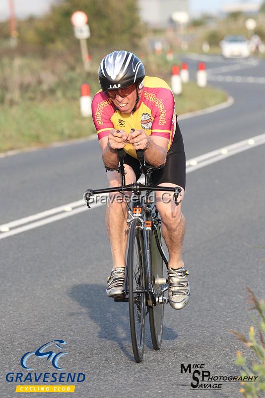 20190820-0059.jpg - Catford CC Rider A Beswetherick at GCC Evening 10 Time Trial 20-August-2019.  Course Q10/24 Isle of Grain, Kent.