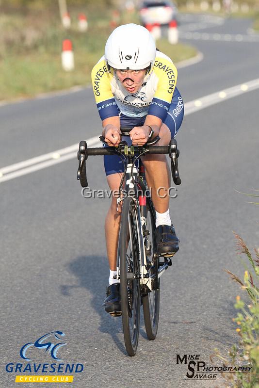20190820-0102.jpg - GCC Rider Kate Savage at GCC Evening 10 Time Trial 20-August-2019.  Course Q10/24 Isle of Grain, Kent.