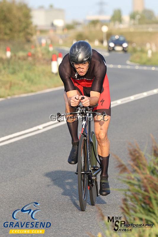 20190820-0223.jpg - GCC Rider Martin Jessup at GCC Evening 10 Time Trial 20-August-2019.  Course Q10/24 Isle of Grain, Kent.