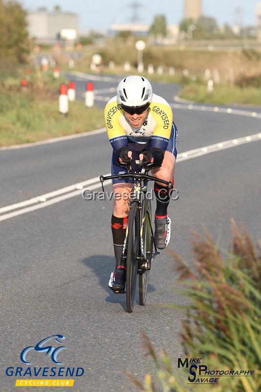 20190820-0247.jpg - GCC Rider Steve Harrington at GCC Evening 10 Time Trial 20-August-2019.  Course Q10/24 Isle of Grain, Kent.