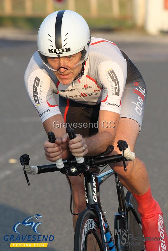 20190827-0046.jpg - Abellio SFA RT Rider Martin Ford at GCC Evening 10 Time Trial 27-August-2019.  Course Q10/24 Isle of Grain, Kent.